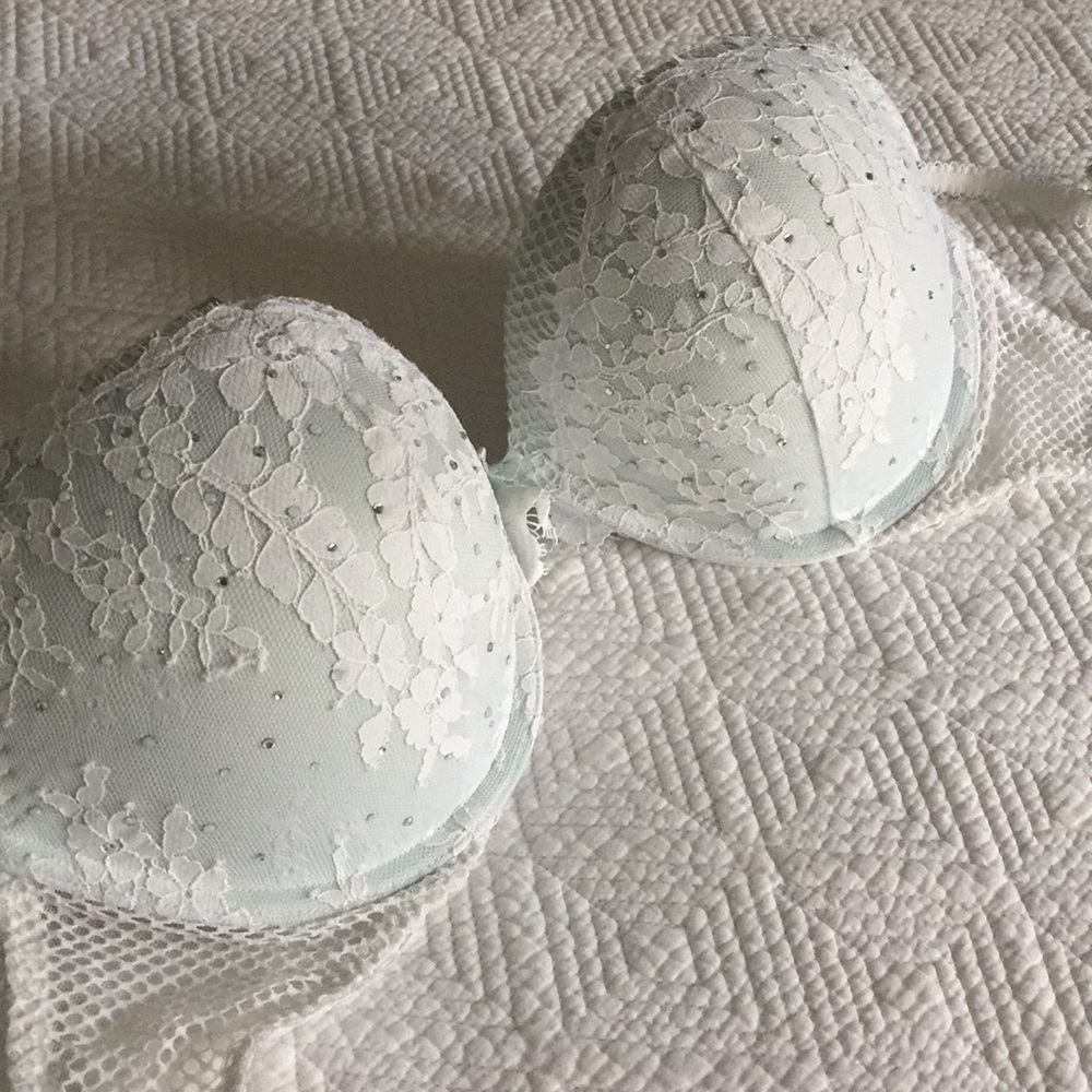 Victoria's Secret Dream Angels Push-Up Bra 💙
